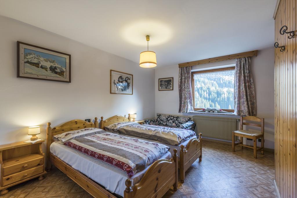 Agritur Ciasa Do Pare Villa Soraga Szoba fotó